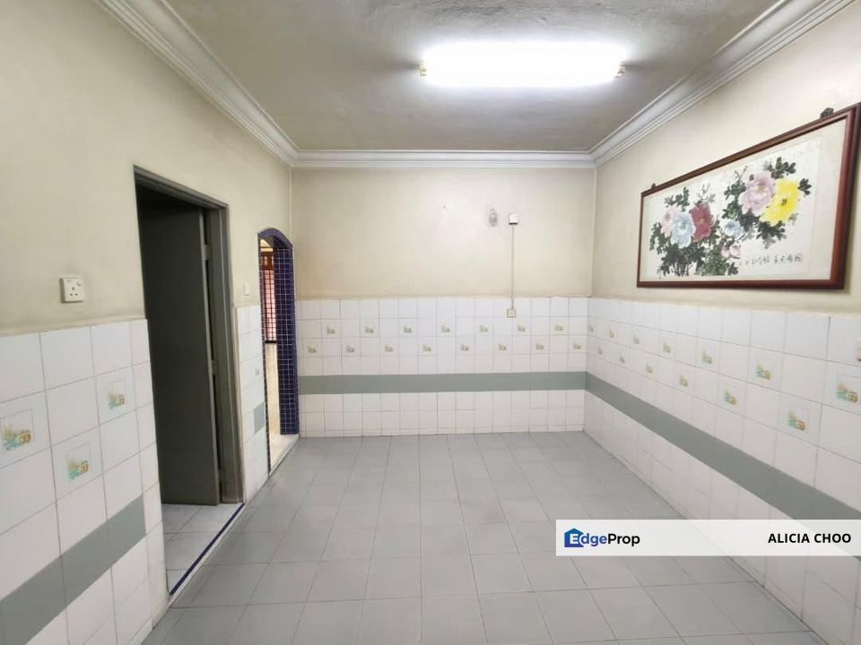 Taman Desa Cemerlang Double storey house for sales, Johor, Ulu Tiram