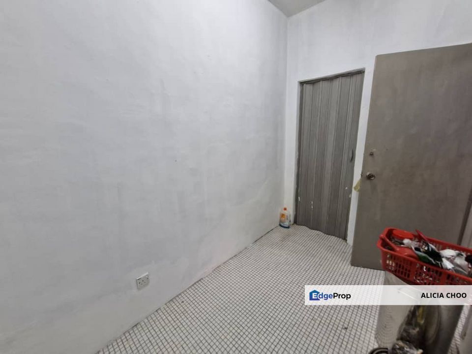 Taman Desa Cemerlang Double storey house for sales, Johor, Ulu Tiram