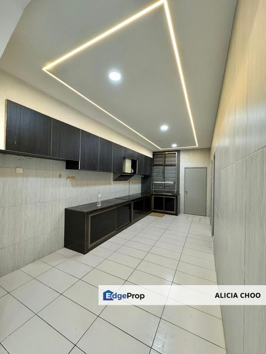 Taman Bestari Indah 2 storey house for sales, Johor, Ulu Tiram