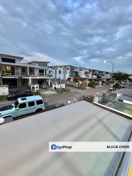 Taman Bestari Indah 2 storey house for sales, Johor, Ulu Tiram