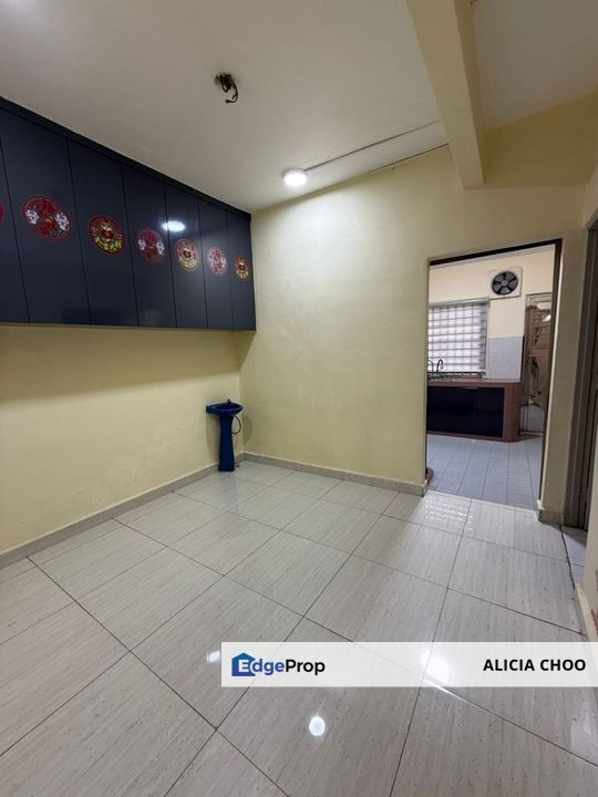 Taman Desa Cemerlang 2 storey medium cost house for sales, Johor, Ulu Tiram