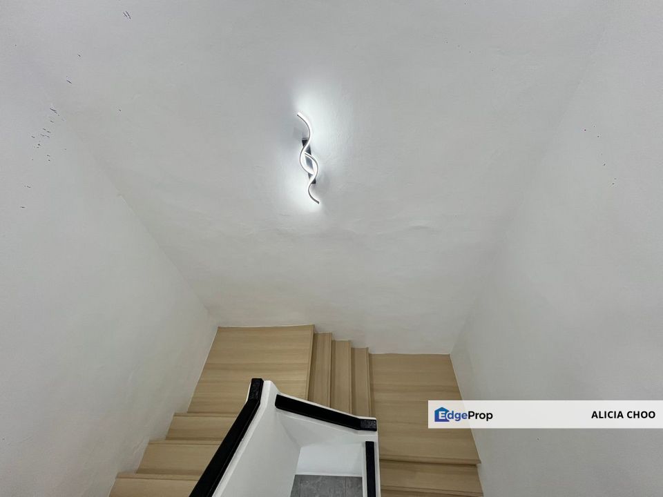 Taman Desa Cemerlang 2 storey fully renovated house, Johor, Ulu Tiram