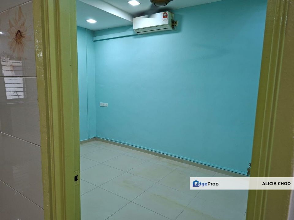 Bandar Seri Alam 2 storey house for sales, Johor, Masai