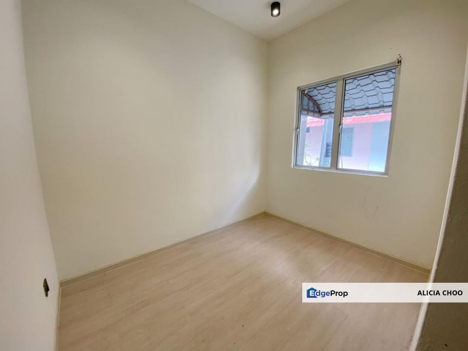 Permas Jaya 2 storey house fully renovated nice unit, Johor, Permas Jaya/Senibong