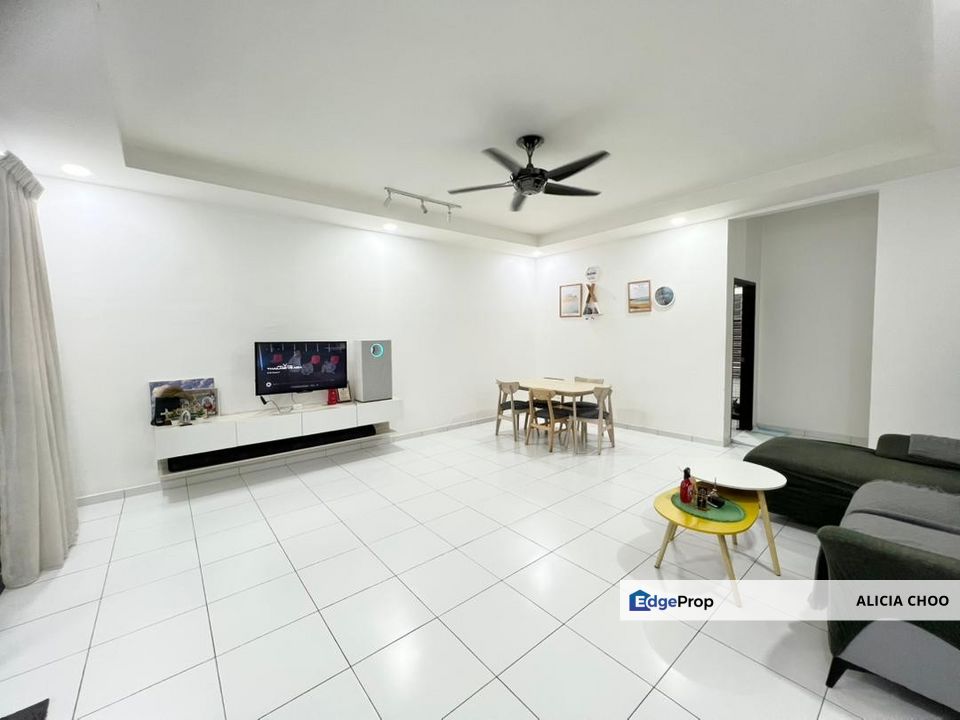 Taman Setia Tropika 2 storey house near garden, Johor, Setia Tropika