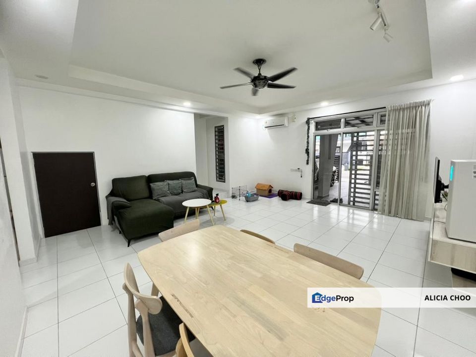 Taman Setia Tropika 2 storey house near garden, Johor, Setia Tropika