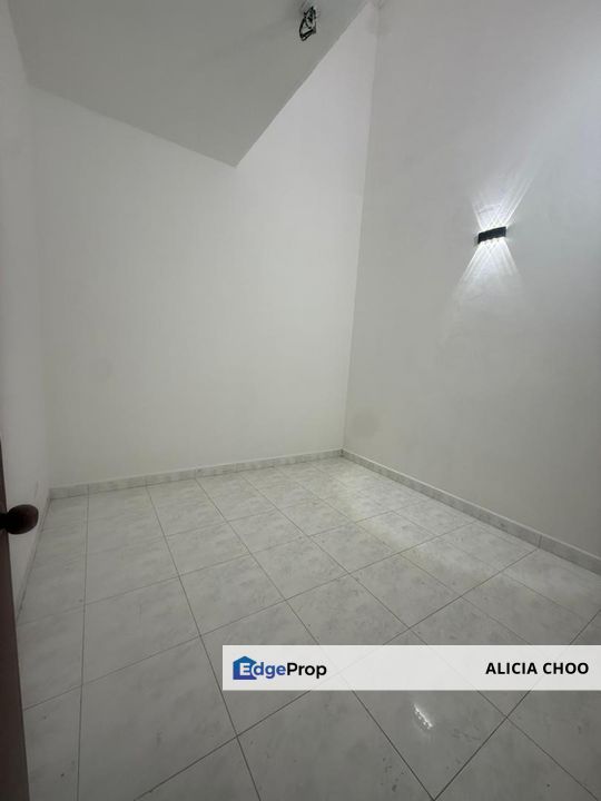 Taman Pelangi Indah 1.5 storey house for sales, Johor, Ulu Tiram