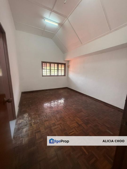 Taman Pelangi Indah 1.5 storey house for sales, Johor, Ulu Tiram