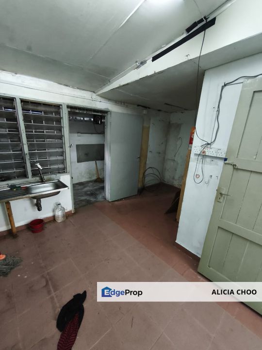 Taman Desa Cemerlang 2 storey low cost house, Johor, Ulu Tiram