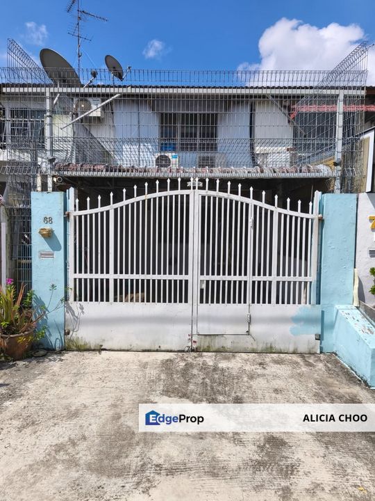 Taman Desa Cemerlang 2 storey low cost house, Johor, Ulu Tiram