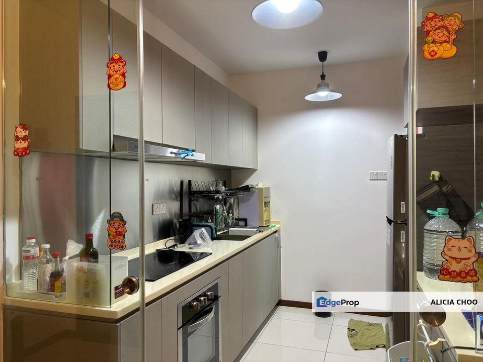 Crescent Bay Suites 2 room Apartment for sales, Johor, Johor Bahru