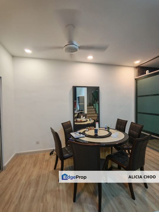 Taman Desa Cemerlang 2 storey house nice renovation Gated & guarded, Johor, Ulu Tiram