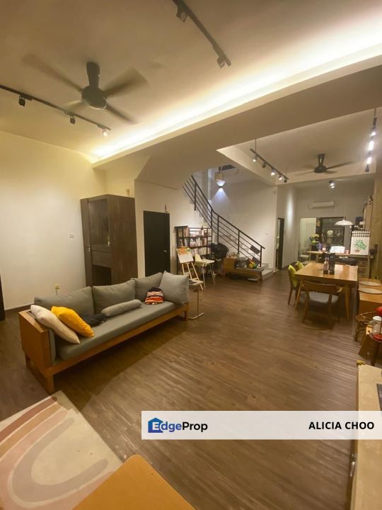 Taman Dato Chellam Double storey house for sales, Johor, Ulu Tiram