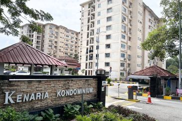 Kenaria Condominium