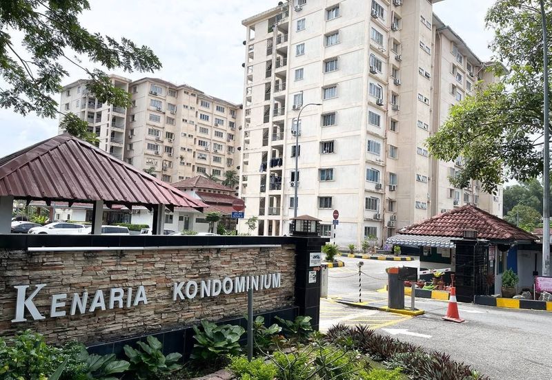Kenaria Condominium