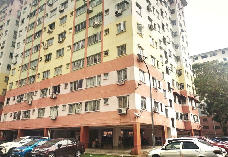 Meranti Apartment, Taman Subang Mewah