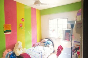 Meranti Apartment, Taman Subang Mewah