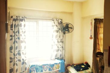 Meranti Apartment, Taman Subang Mewah