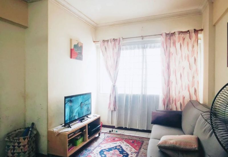 Meranti Apartment, Taman Subang Mewah