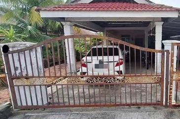 Taman Sri Bayu, Tanjong Sepat