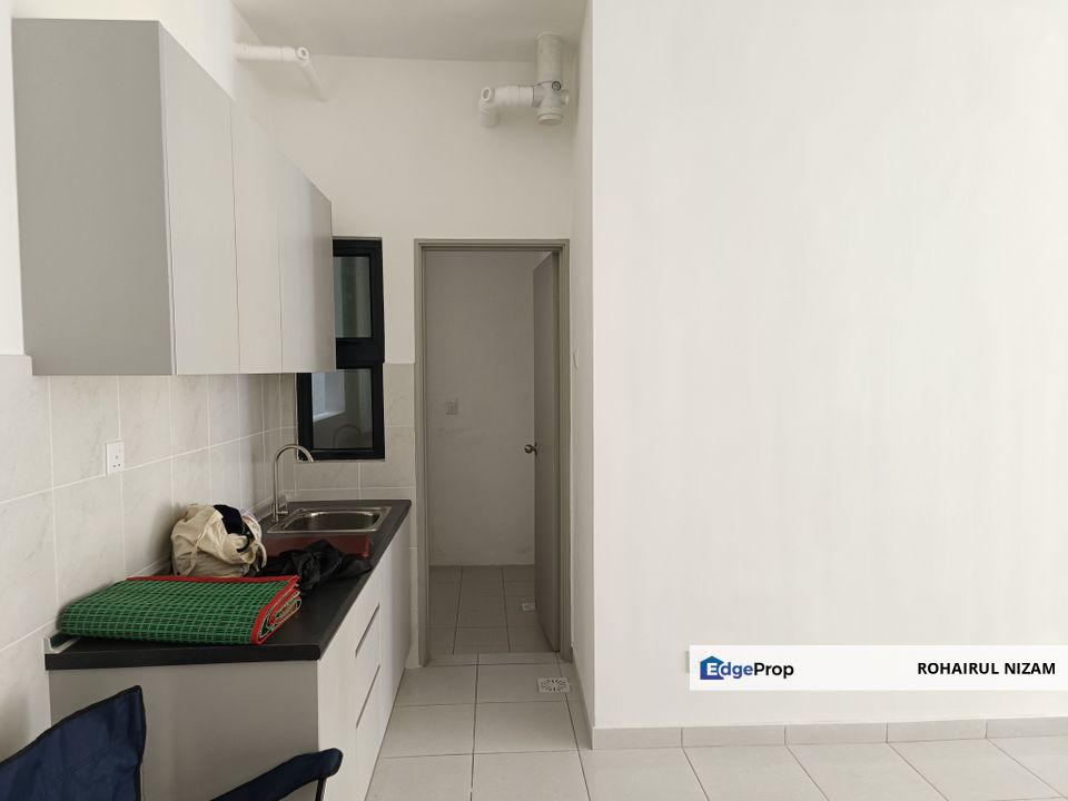 RESIDENSI EMAS KAJANG FOR RENT PARTLY FURNISHED , Selangor, Kajang