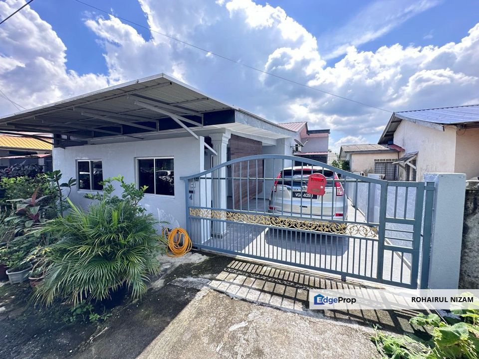 JALAN SURADA SEKSYEN 8 BANGI SEMI D FOR SALE, Selangor, Bangi