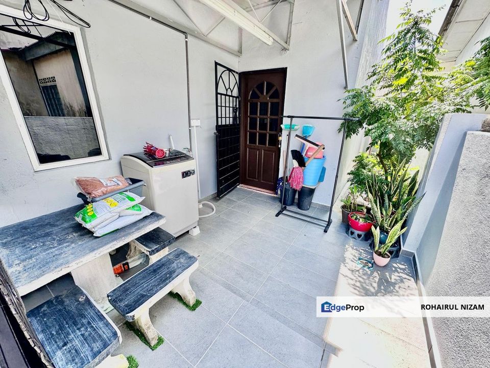 JALAN SURADA SEKSYEN 8 BANGI SEMI D FOR SALE, Selangor, Bangi