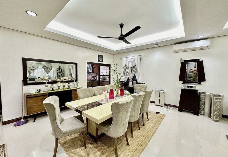 Villa Universiti, Sungai Pusu