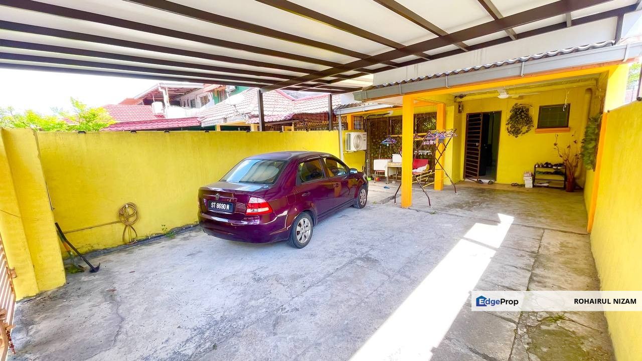 TAMAN SRI ANDALAS 2 STOREY END LOT FACING OPEN FOR SALE, Selangor, Klang