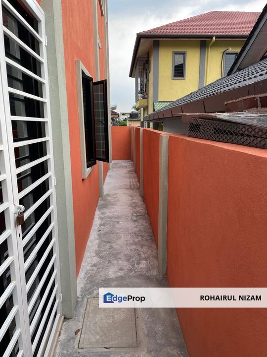 SUBANG BESTARI, BUNGALOW BARU 1.5 TINGKAT FOR SALE, Selangor, Shah Alam