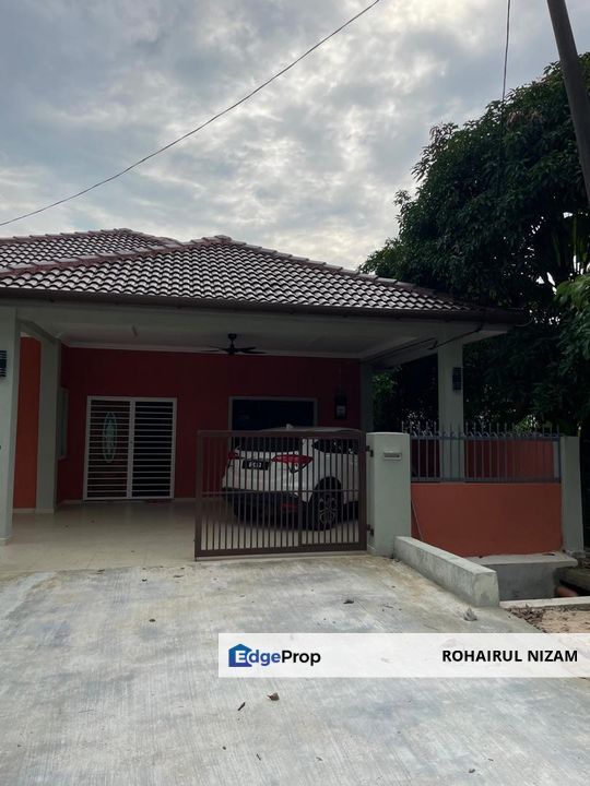 SUBANG BESTARI, BUNGALOW BARU 1.5 TINGKAT FOR SALE, Selangor, Shah Alam