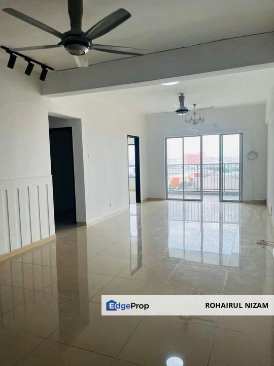 SURI PUTERI SERVICED APARTMENT, REFURBISHED FOR SALE, Selangor, Shah Alam