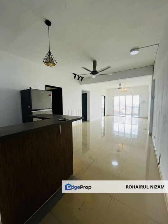 SURI PUTERI SERVICED APARTMENT, REFURBISHED FOR SALE, Selangor, Shah Alam