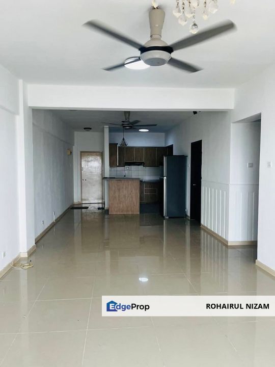 SURI PUTERI SERVICED APARTMENT, REFURBISHED FOR SALE, Selangor, Shah Alam