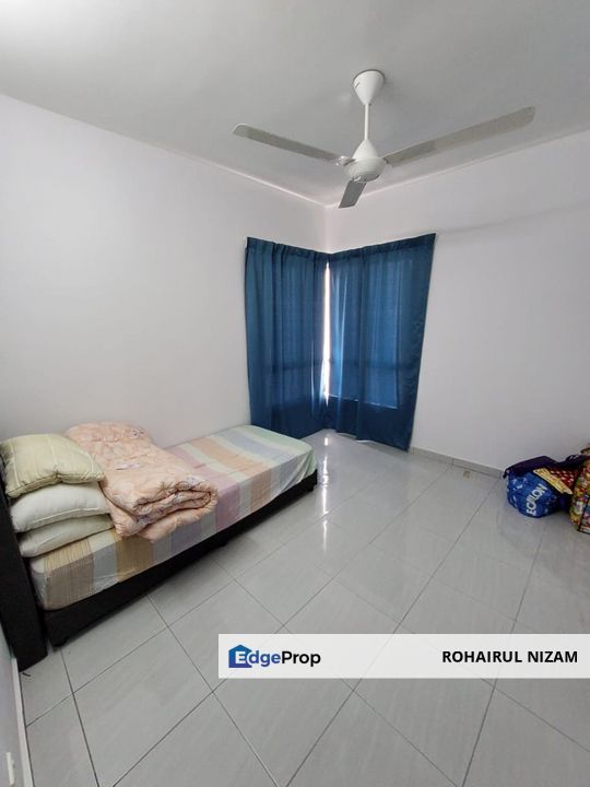 RESIDENSI LAGUNA BIRU 2 VIEW LAKE FOR SALE CORNER LOT, Selangor, Rawang