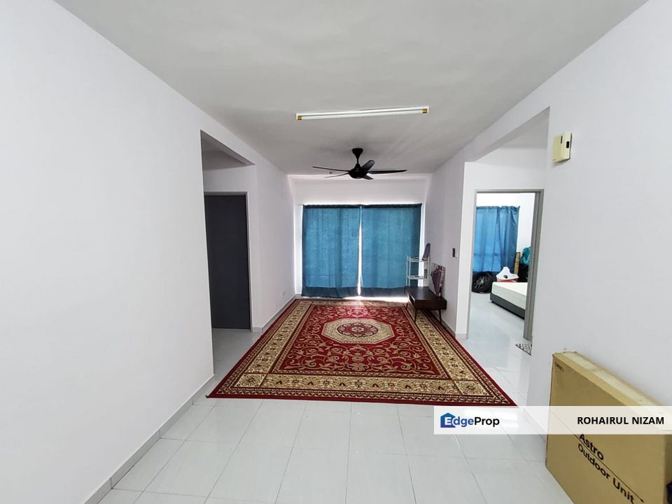 RESIDENSI LAGUNA BIRU 2 VIEW LAKE FOR SALE CORNER LOT, Selangor, Rawang