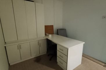 Ritze Perdana Business Center