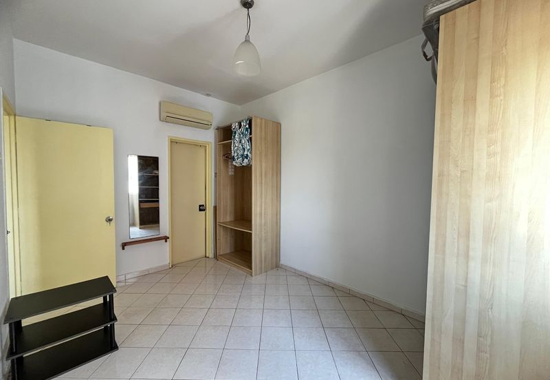 Bayu Puteri Apartment