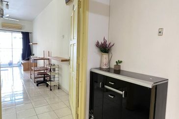 Bayu Puteri Apartment