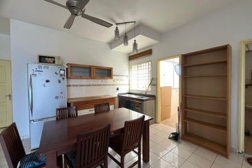 Bayu Puteri Apartment