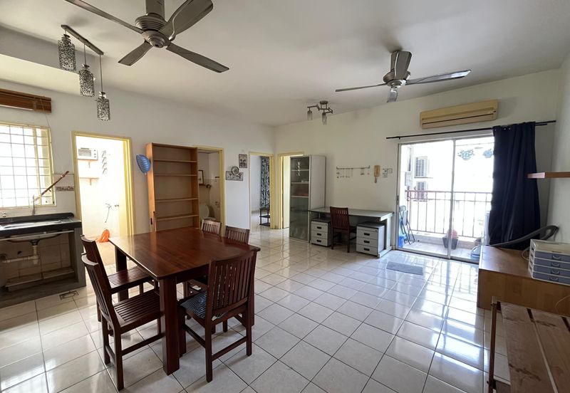 Bayu Puteri Apartment