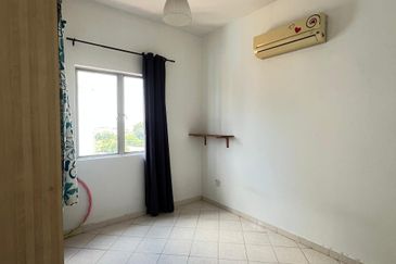 Bayu Puteri Apartment