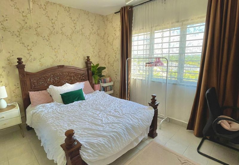 Pangsapuri Laman Adonis