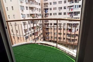 Saujana Ria Apartment