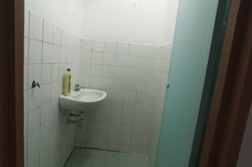 Saujana Ria Apartment