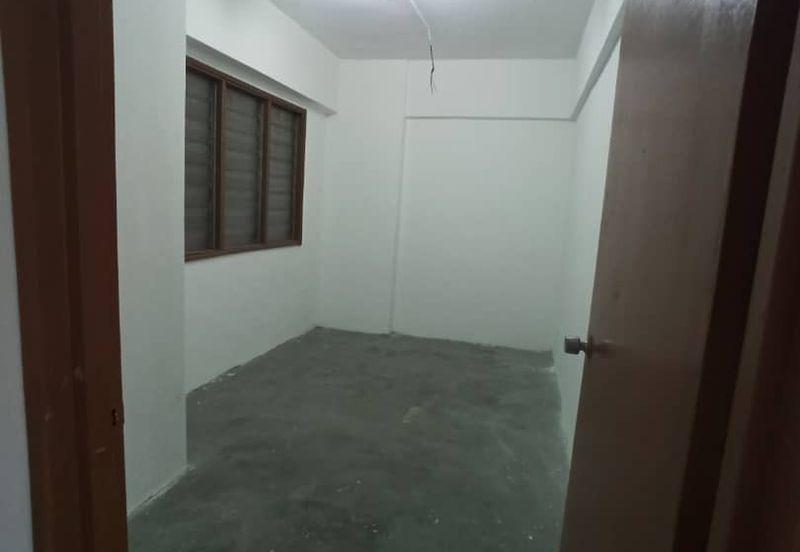 Saujana Ria Apartment