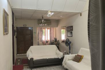 SINGLE STOREY TERRACED HOUSE FOR SALES IN SS4B KELANA JAYA