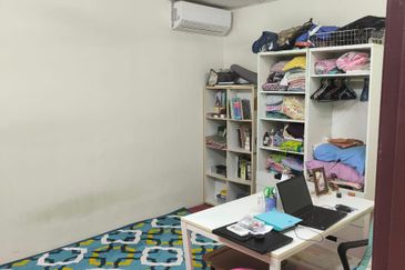 SINGLE STOREY TERRACED HOUSE FOR SALES IN SS4B KELANA JAYA