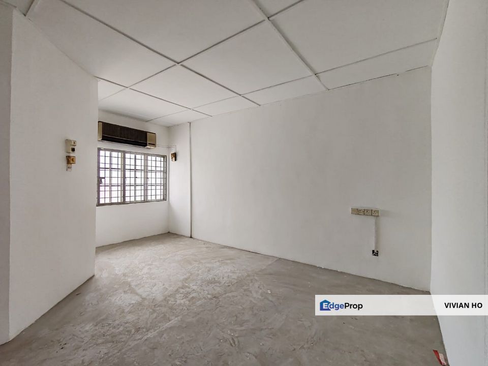 DOUBLE STOREY TERRACE HOUSE AT SS25 TAMAN MAYANG FOR SALES., Selangor, Petaling Jaya