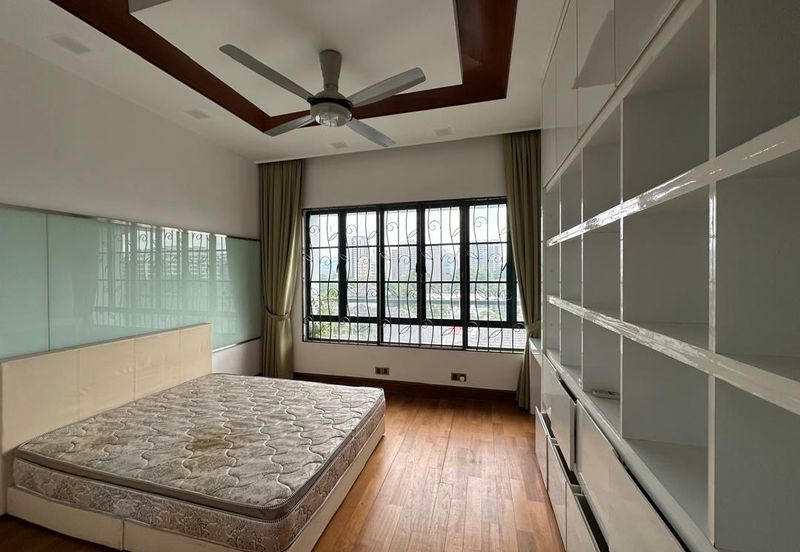 202 DC (Desa Cahaya)